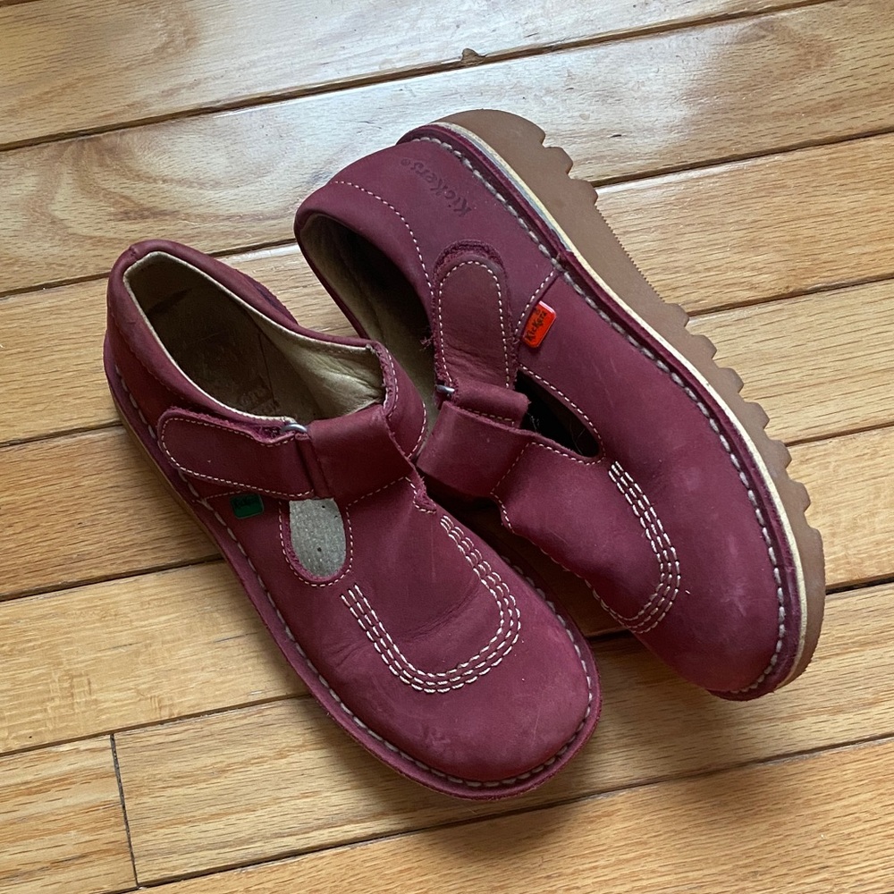 Kickers Burgundy Leather Shoes